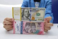 Mengapa rupiah sempat kembali menembus area Rp18.000 per dolar AS